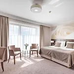 Rozany Gaj - Destigo Hotel 4*