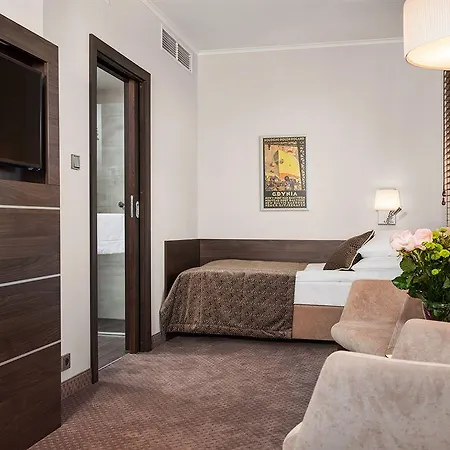 Rozany Gaj - Destigo 4*