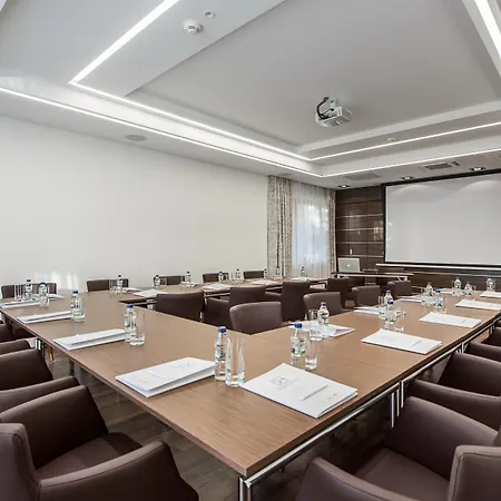 Rozany Gaj - Destigo 4* Гдиня