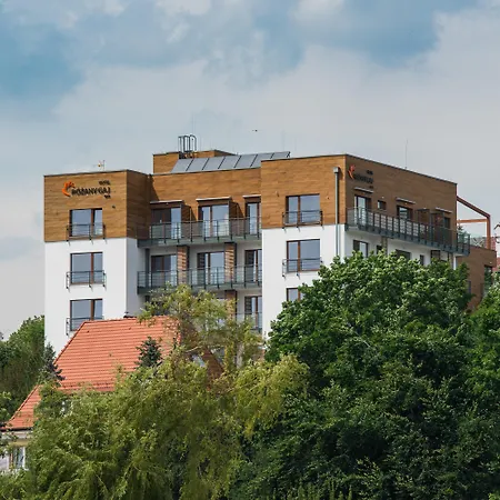 Rozany Gaj - Destigo Отель