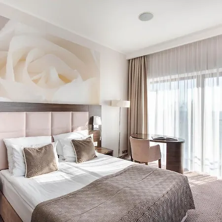 Różany Gaj - Destigo 4*