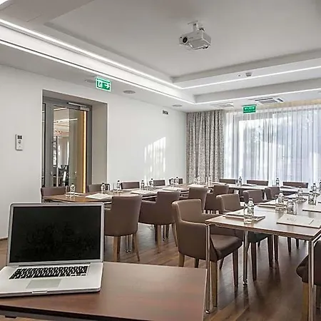 Różany Gaj - Destigo Hotel Gdynia
