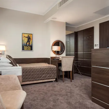 Rozany Gaj - Destigo Hotel 4*