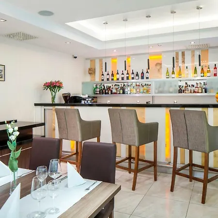 Готель Rozany Gaj - Destigo