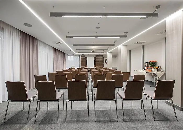 Отель Rozany Gaj - Destigo Гдыня