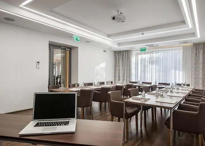 Rozany Gaj - Destigo Отель