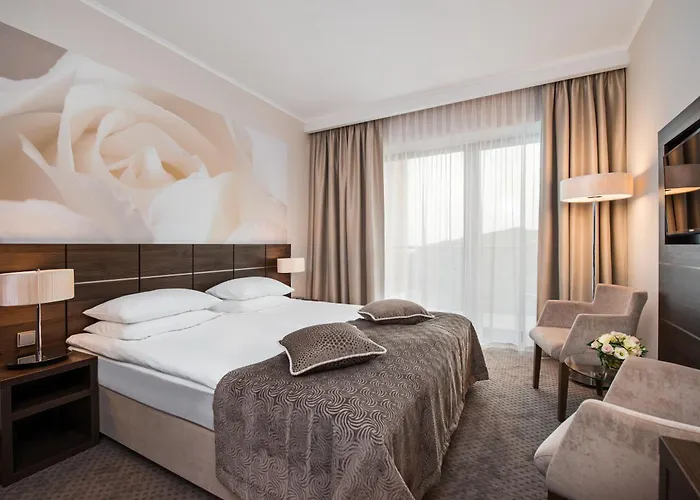 Rozany Gaj - Destigo 4* Гдыня